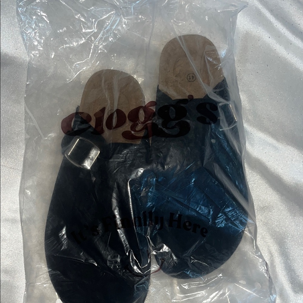 Black Cloggs